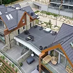 Rajski 205 Z Prywatnym Jacuzzi Na Balkonie Z Widokiem Na Gory שצ'קלארסקה פוראובה