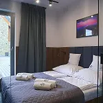 דירה Rajski 205 Z Prywatnym Jacuzzi Na Balkonie Z Widokiem Na Gory שצ'קלארסקה פוראובה